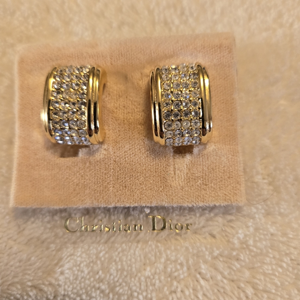 Vintage Christian Dior Gold Tone Half Hoop Clip On Earrings Clear Stones - Picture 4 of 4